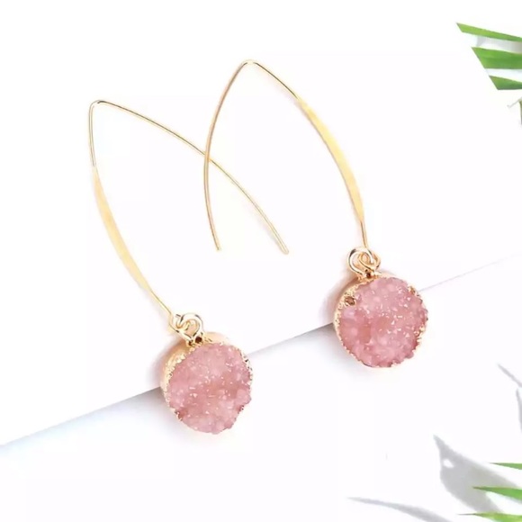 Jewelry - Pink Druzy Drop earrings